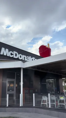 tudo por eles 🫰🏻 #bts #fyp #happymeal #mcdonalds #btsarmy 
