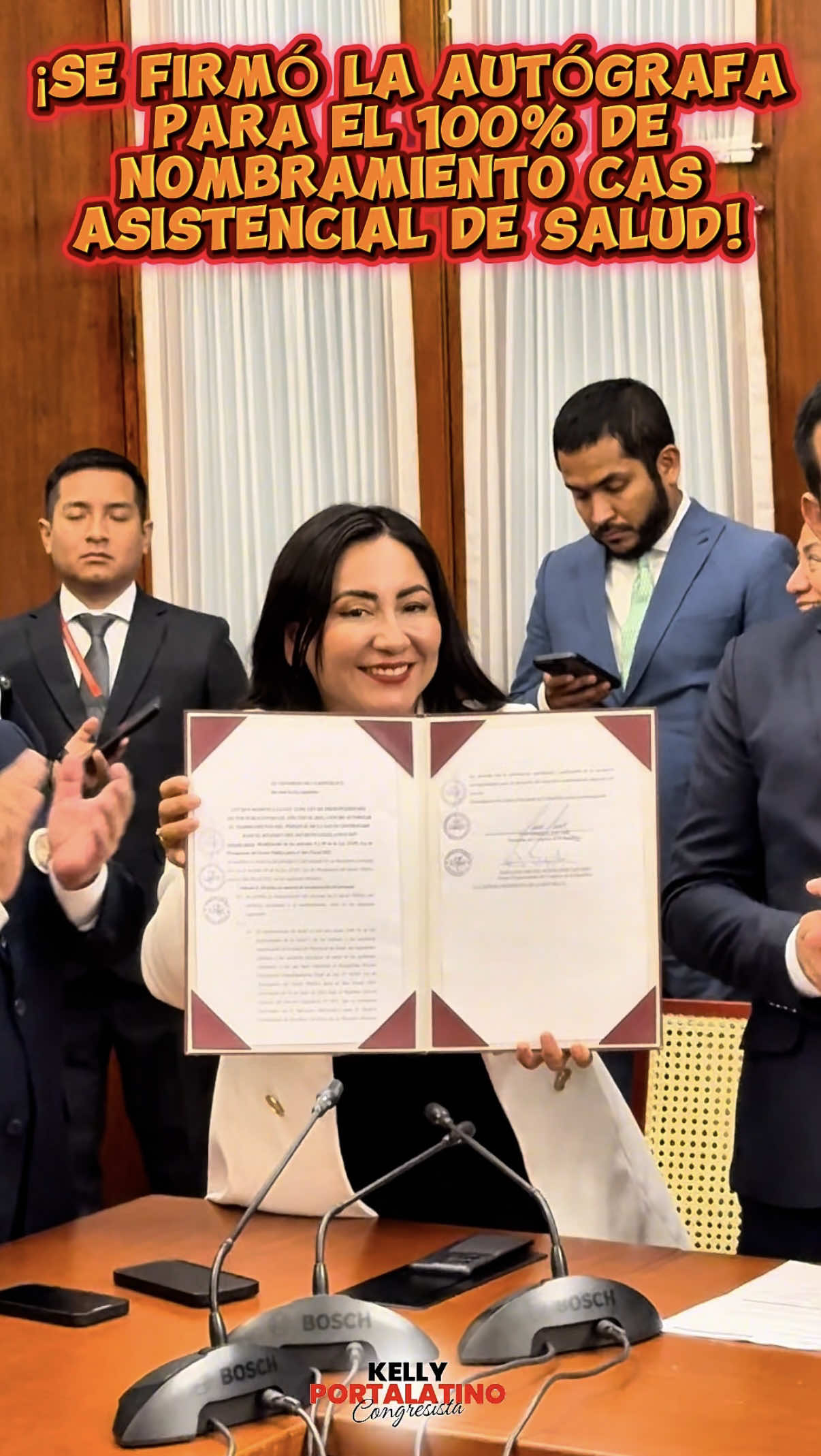 ¡𝗡𝗢𝗠𝗕𝗥𝗔𝗠𝗜𝗘𝗡𝗧𝗢 𝗗𝗘𝗟 𝗖𝗔𝗦 𝗘𝗡 𝗦𝗔𝗟𝗨𝗗 𝗔𝗟 𝟭𝟬𝟬%! ✅👩‍⚕️👨‍⚕️🏥 ¡Promesa cumplida! Se firmó la autógrafa que garantiza el nombramiento del 100% de los trabajadores CAS del sector salud. Este proyecto que venimos impulsando desde el inicio de nuestra gestión, y hoy, alrededor de 64 mil héroes de la salud ahora tendrán estabilidad laboral y justicia histórica.  #SíSePudo #Salud #JusticiaLaboral #CongresoPerú #KellyPortalatino @bancadaperulibre @PerúLibreAncash @Chimbote Noticias @Perú Libre-Chorrillos @CAS ASISTENCIAL:MINSA:SINDICAT 