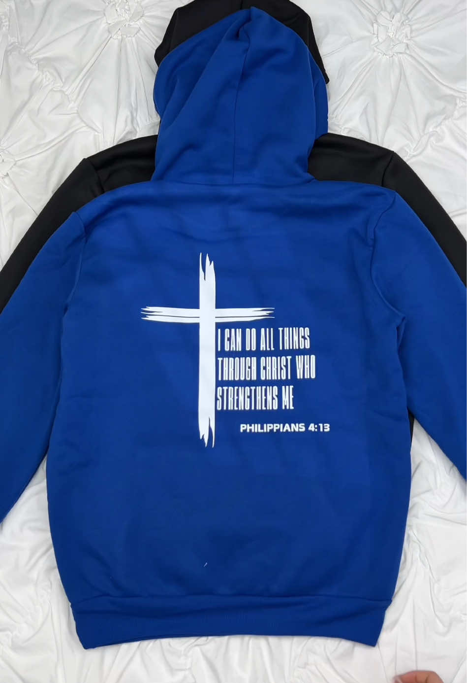 These Cross print hoodies are so stylish ✝️ seriously a wardrobe essential!! #thecross #christianclothing #hoodie #menhoodies #sweatshirt #spotlightfinds #tiktokmademebuyit #tiktokshoplabordaysale #tiktokshopcreatorpicks #TikTokShopRestock #tiktokshopblackfriday 
