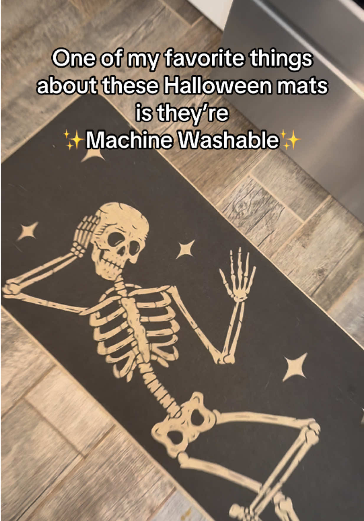 As a mom of 2 toddlers and a dog, machine washable is everything when it comes to home decor!  #halloween #halloweendecor #homedecor #washingmachine #spookyseason 