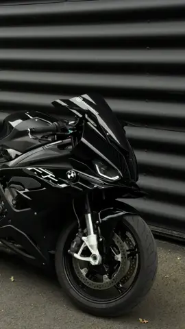 THE S1000RR 🖤  #moto #s1000rr #bmw #bike #foryou 