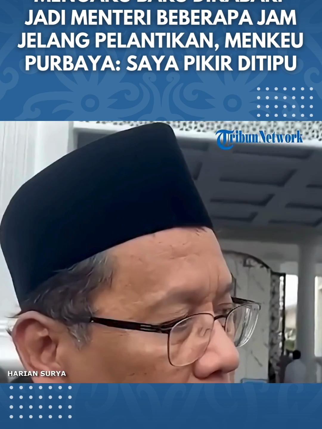 Purbaya Yudhi Sadewa menyebut, penunjukan dirinya sebagai Menteri Keuangan sangat mendadak. Ia mengaku baru dihubungi pihak istana pada Senin (8/9/2025) sekitar pukul 12.30 WIB atau beberapa jam sebelum pelantikan. Purbaya juga tidak tahu alasan mengapa dirinya dipilih Presiden Prabowo Subianto untuk menggantikan posisi Sri Mulyani. Ia hanya menduga bahwa mungkin dirinya dianggap cukup jago di sektor ekonomi. #MenteriKeuangan #Menkeu #PurbayaYudhiSadewa #Purbaya #SriMulyani