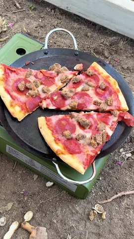 #concrete #concretework #concreteconstruction #lunchtime #concretelife lonche with Jonny legend 