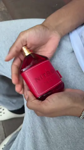 dancing with nitro red makes my day better 😈 #fyp #colognetiktok #perfumetiktok #foryoupage #dancing 