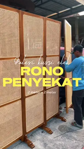🍀Penyekat ruangan🍀 Pesenan pelanggan ✅ Cocok untuk dekorasi ✅ Untuk ditempel di dinding ✅ Bahan kayu jati kombinasi rotan ✅ 200x200 . . . . Info pemesanan  Wa 085229888663  FB sidik Mucharom  IG galeri kursi elek Google maps ( galeri kursi elek )  Alamat : desa gemulung , kel.kwangen  Kec.gemolong , kab.sragen jateng . . #barangantik #barangjadul #barangbekas #pintuantik #pintujadul                       
