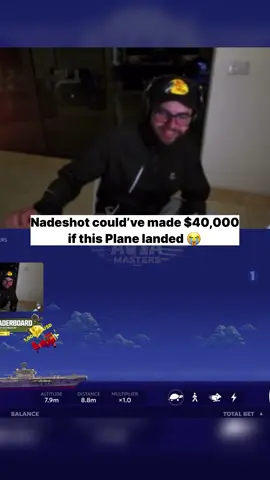 He almost landed a Massive plane in the plane game #kickstreaming 