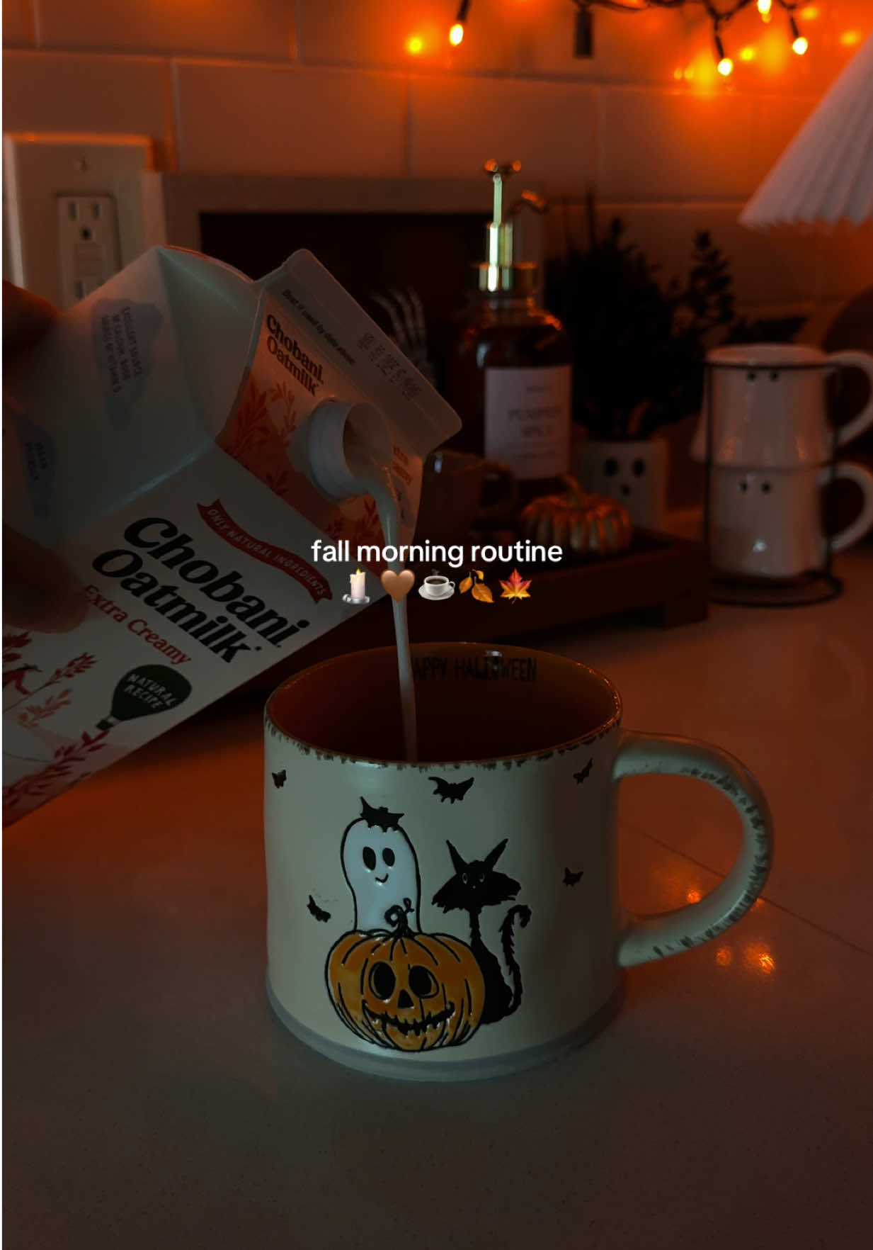 I love fall 🍂🍁☕️🤎  #morningroutine #fallvibes🍂 #fall #aestheticvideos #fyp 
