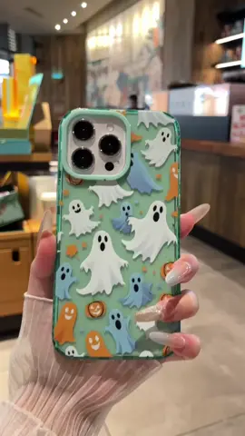 Ghost Halloween !!!💀☠️👻#skull #spookyseason #fyp #ghost #chic #phonecase #spooky #iphone17 #pretty #case #trending #gothic #parati #colorful #TikTokShop #viral #aesthetic #mood #halloween #2025 #dealsforyoudays #tiktokshopcreatorpicks 
