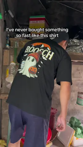 I’ve never bought something so fast like this shirt #halloween #halloweencostume #spookyseason #pumpkin #tiktokshoprestock 