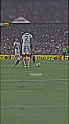adi hada refree ahan lahed goaan nucee qadan laheed🤣🫱🏻‍🫲🏽#madriste #fyp #views #madridistas 