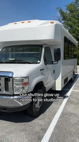 Say hello to the newest Silver Dollar City Stagecoach. Thanks @O'Reilly Auto Parts for making it possible! #silverdollarcity #fyp #oriellyautoparts 