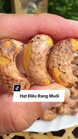 Hạt điều rang muối nhà Mẹ Rô chất lượng và ngon thì khỏi phải bàn rồi heng #hatdieurangmuoi #hatdieubinhphuoc #thucphamsachmero #khatrainghiem 
