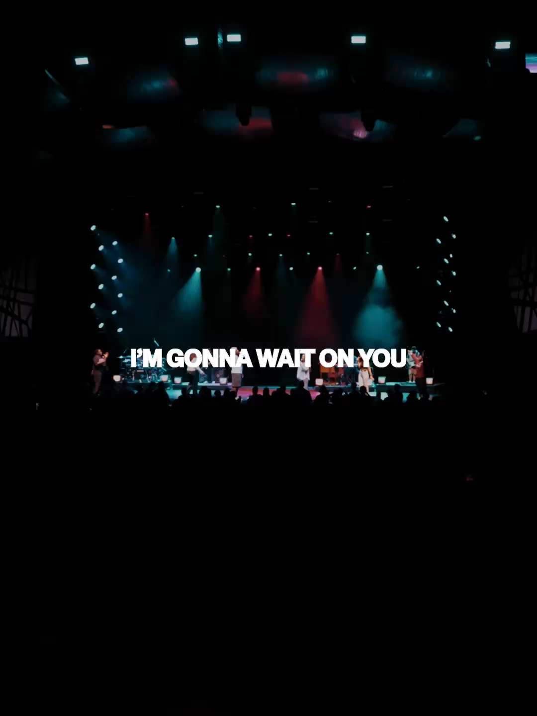 Waiting is never easy… but it’s in the waiting that God strengthens us. ⏳ Sometimes it feels like nothing’s moving, but He’s working in ways we can’t see. Family, if you’re in a season of waiting right now, let this be your reminder — His timing is always worth it. 🙌🏽 @dantebowe #maverickcitymusic
