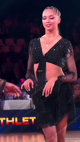 You want to see the Lambada!!             I show you the Lambada!😎                                       #fyp #dance #lambada #funny #heheszki 