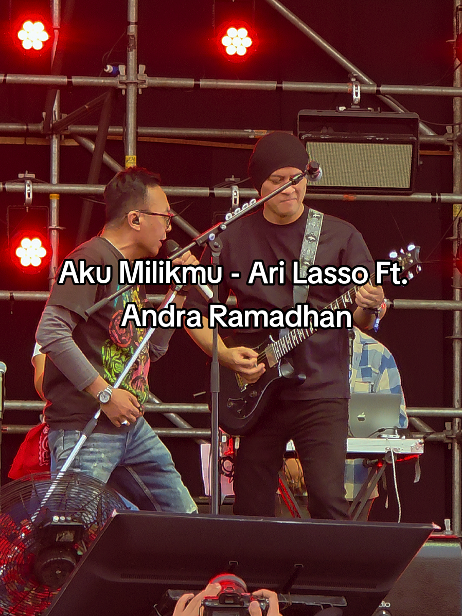 Aku Milikmu - Ari Lasso Ft. Andra Ramadhan. Live at Pestapora 2025. #andraramadhan #arilasso #konserjakarta #pestapora #pestapora2025 
