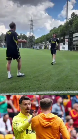 Beklenen buluşma geldi… #keremaktürkoğlu #merthakanyandaş #fenerbahçe💛💙 #fyp #süperlig 