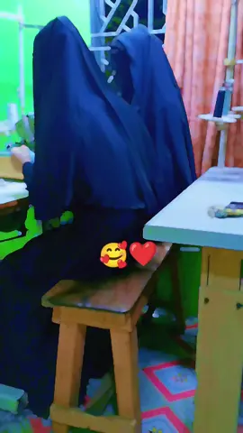 নিব নেব প্রেমে আমার 🥰🥰❤️❤️