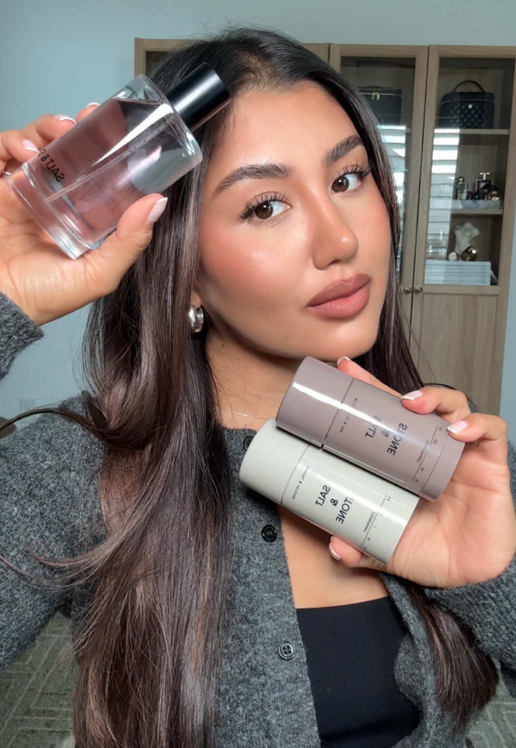 My favorite natural deodorant ever! It’s natural and aluminum free. Paired with the body mist that has glycerin to hydrate that skin, this duo smells so divine it will have people stopping you everywhere to ask what you’re wearing 🤍 #naturaldeodorant #bodymist #deodorant #aluminumfreedeodorant #tiktokshopcreatorpicks 