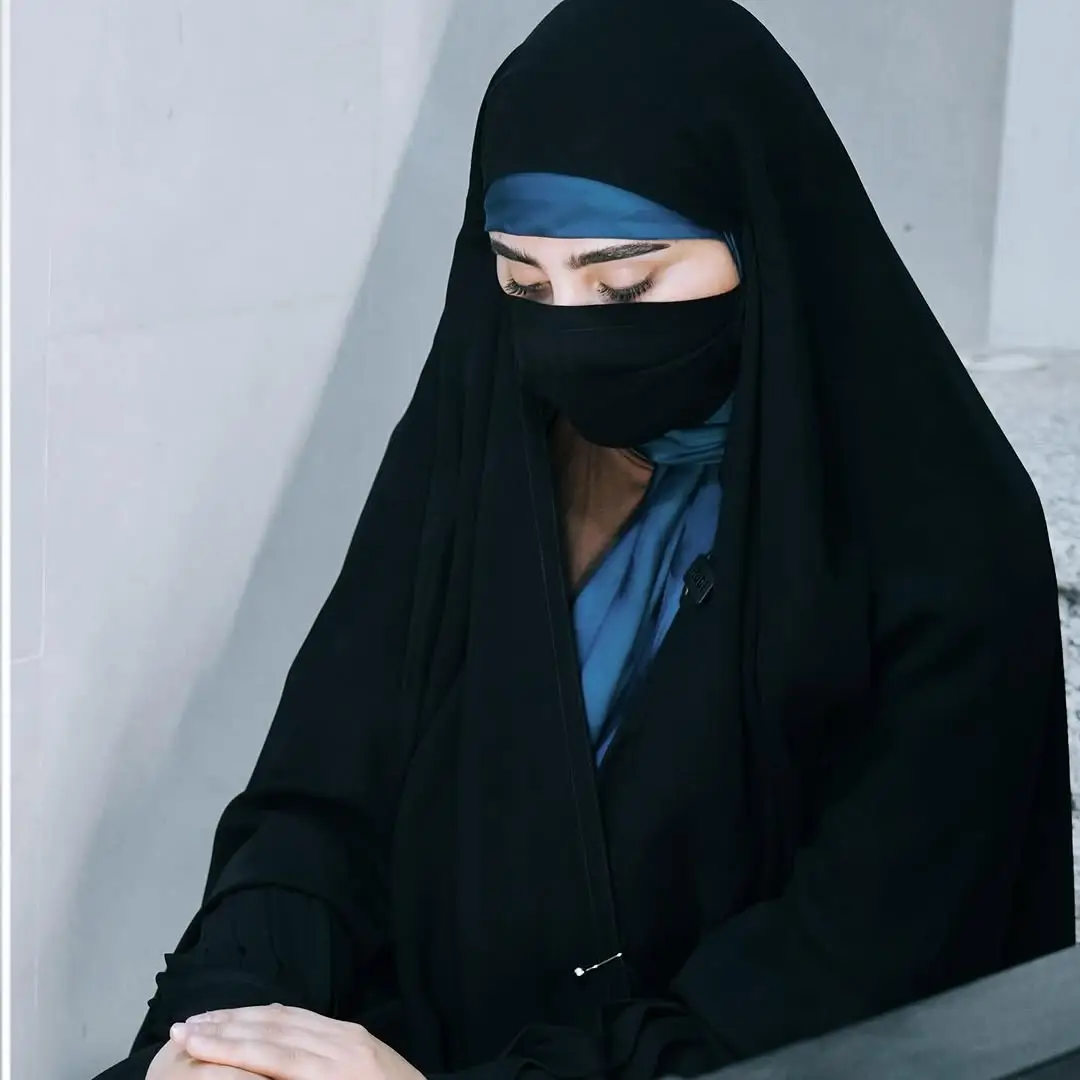 باقي بس ٣أشهر وتخلص السنة... شنو الأنجاز او الحدث المهم الي صار وبحياتكم بها السنة؟  #زينب_وتد #عباية_ستايل #عبايات