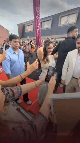 A dream come true! I had the honour of presenting my artwork to Kareena Kapoor Khan at the Malabar Gold & Diamonds Birmingham inauguration. Her reaction was priceless and I’m so grateful to have shared this moment through art. Follow my journey on Instagram: @iamaartistic