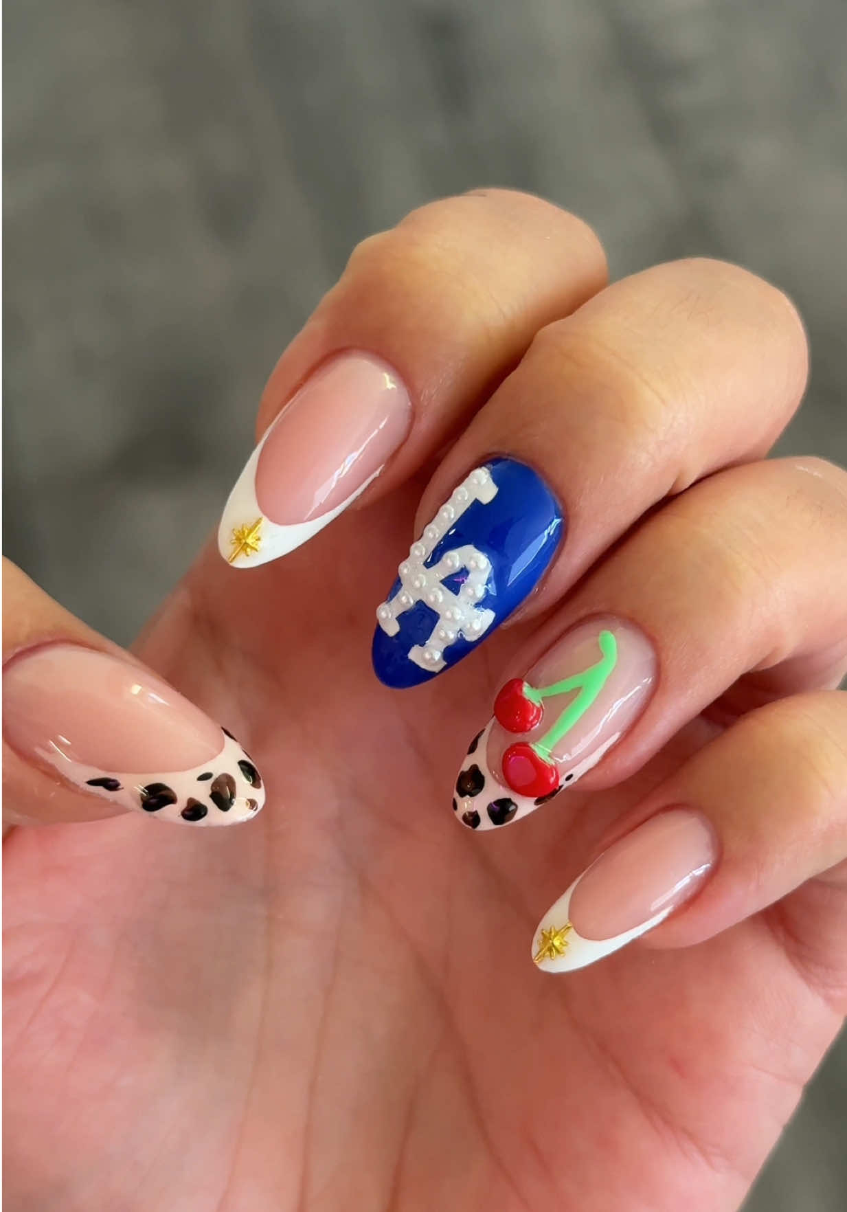 Pose d’ongles Los Angeles @IKA NAILS 🌴💅🏼 #nailsart #nailsartvideos 