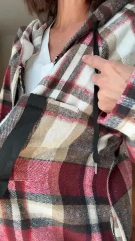 Grab it in the orange cart! This plaid flannel jacket is such an easy go-to—it’s lightweight but still warm, longer length so it actually covers, and just cozy without being heavy. I throw it on with leggings or jeans and it just works. #tiktokshopcreatorpicks #getreadyforfashionweek #ttsfashionweek #plaidjacket #jacket 