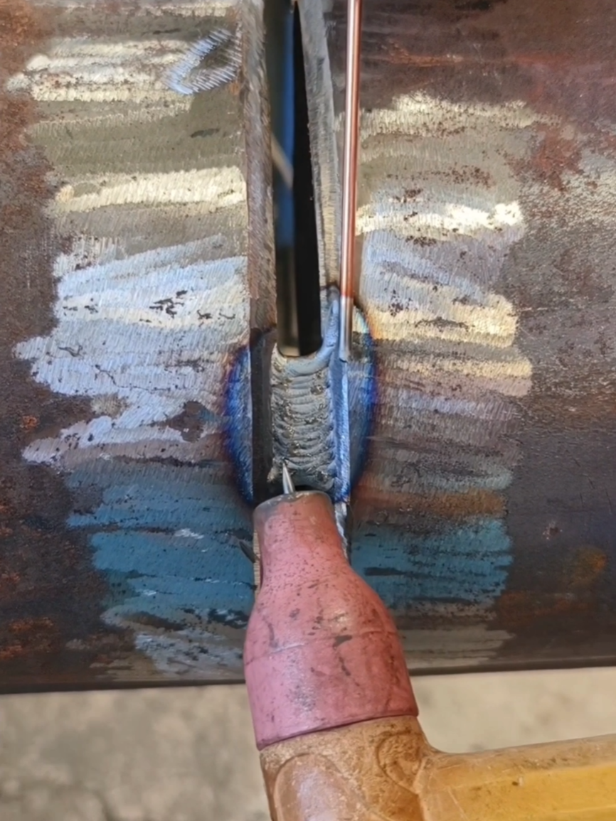 The Art of Welding: Techniques and Tips for Beginners  #welding, #weldingtips, #fabrication, #welderlife, #metalworking 
