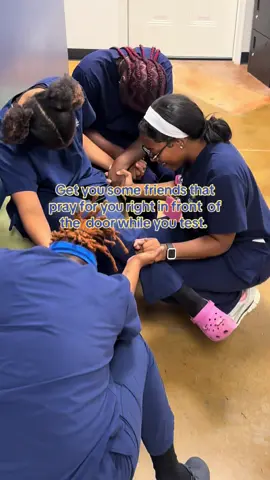 Just four weeks ago, they were total strangers. Now? They’re inseparable. They study together, pray together, cry and laugh together. 💕 Today, they scheduled their state exams on the SAME day — just so they could be there for each other. This is what real friendship looks like. 👏✨#cna #FutureNurses #nursingschool #nursesoftiktok #CNAJourney 