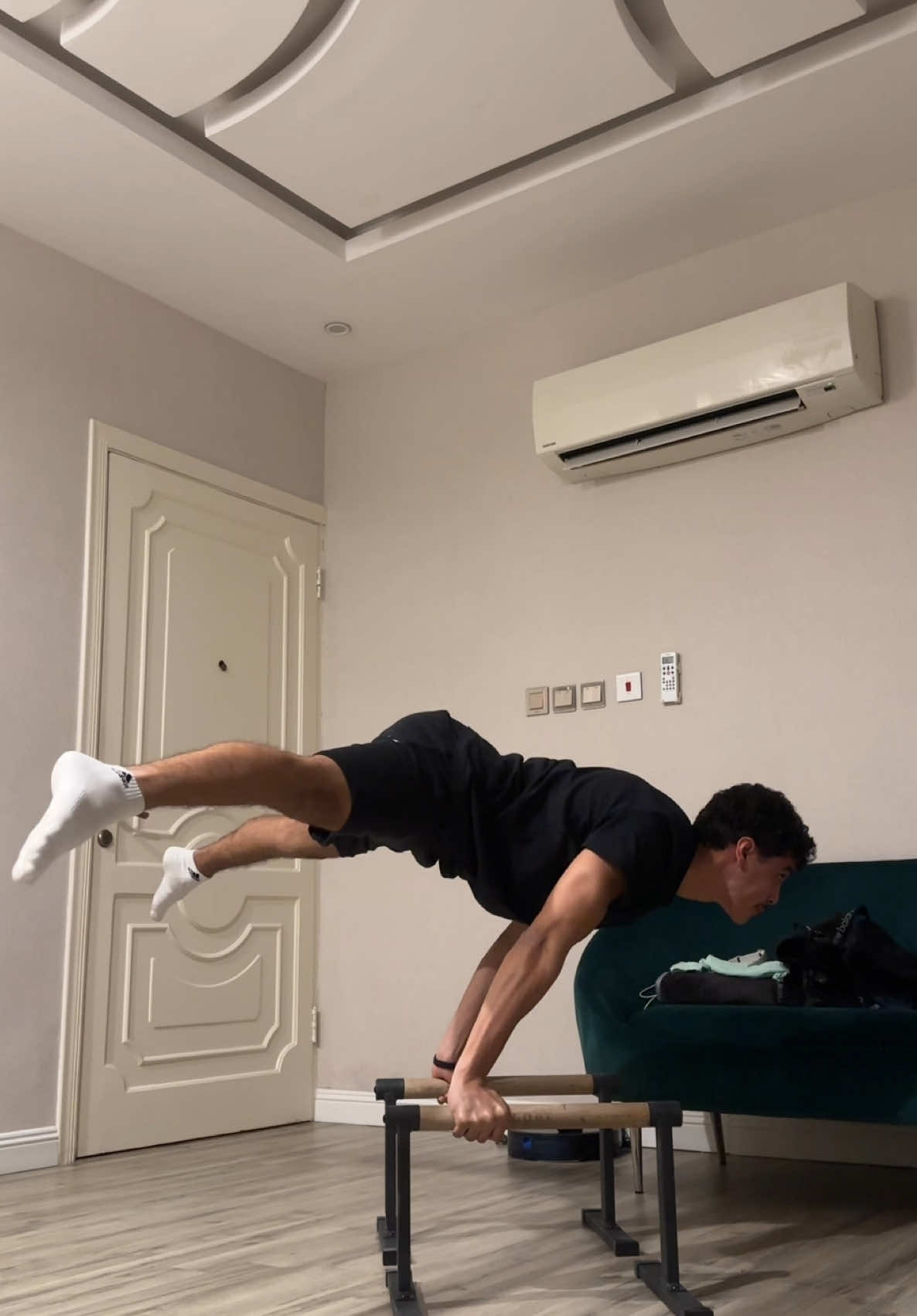 Planche requires so much strength besides bulking has made it even  harder