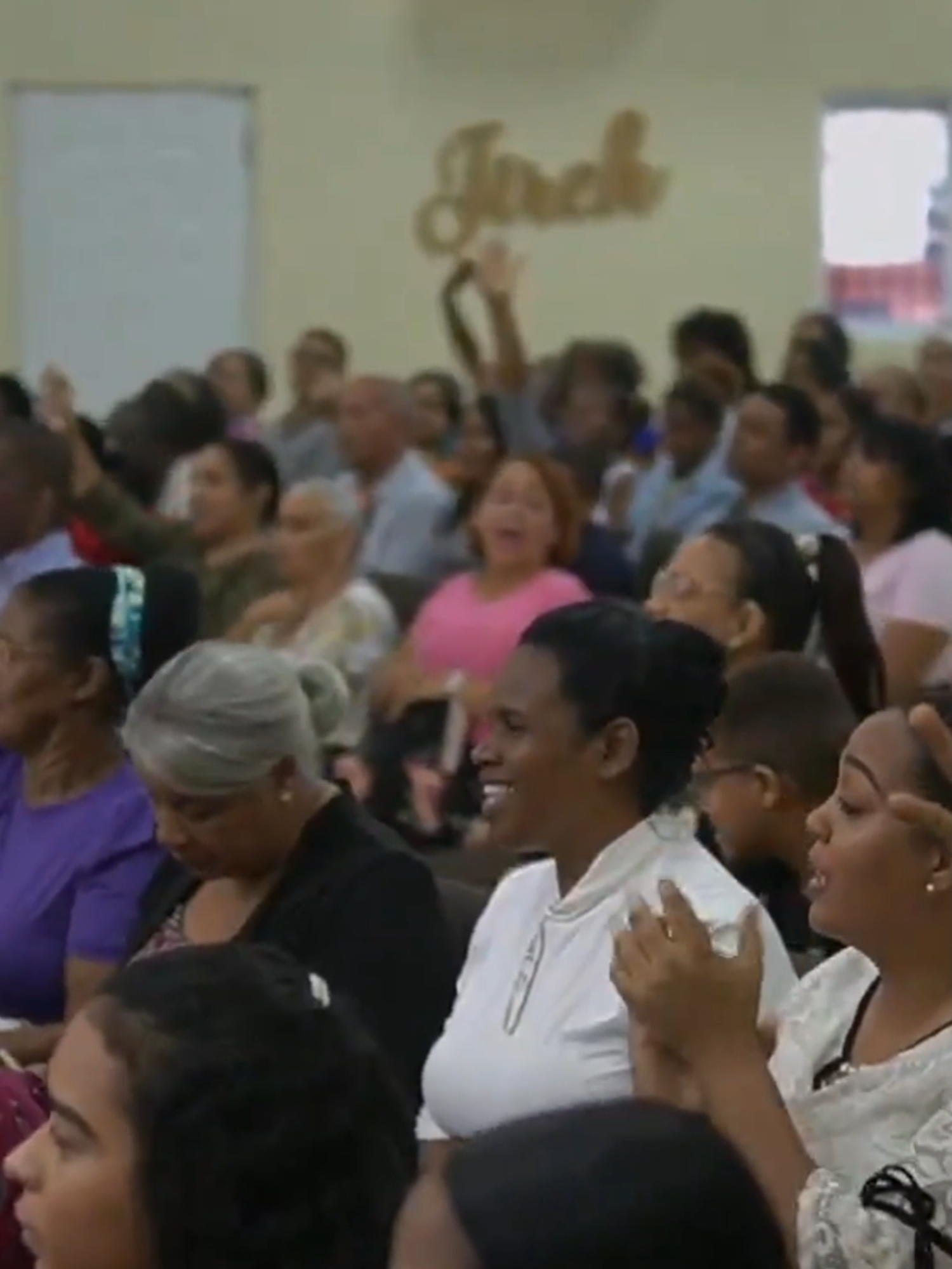 En esto conocerán todos que sois mis discípulos, si tuviereis amor los unos con los otros.(Juan 13:35)