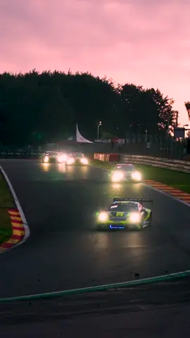 Early morning on Spa track🥹 #GTWorldEurope #fyp #carsoftiktoks #racing #foryou 