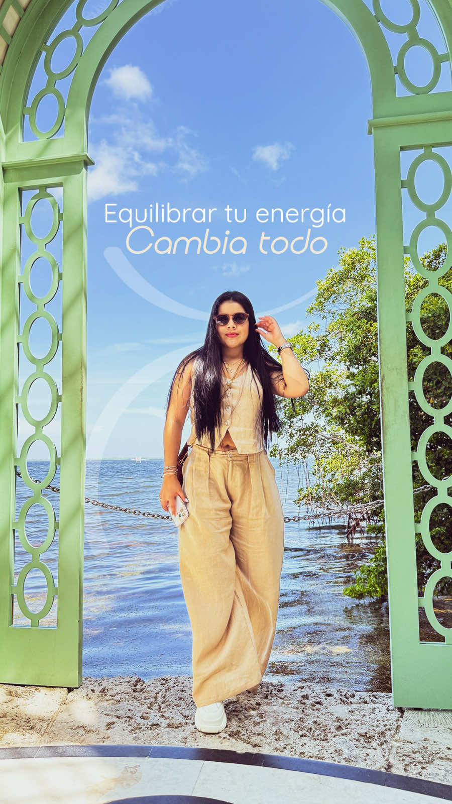 El equilibrio interior es la base de tu expansión. ✨ Si sientes que estás lista para elevar tu energía, aquí es donde empieza. #SOMAIA #EmpoderamientoFemenino #BienestarIntegral 🌸 Guarda este reel para recordarlo.