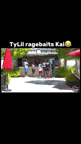Oh my 😂#kaicenat #kaicenatclips #mafiathon #tylil #twitch 
