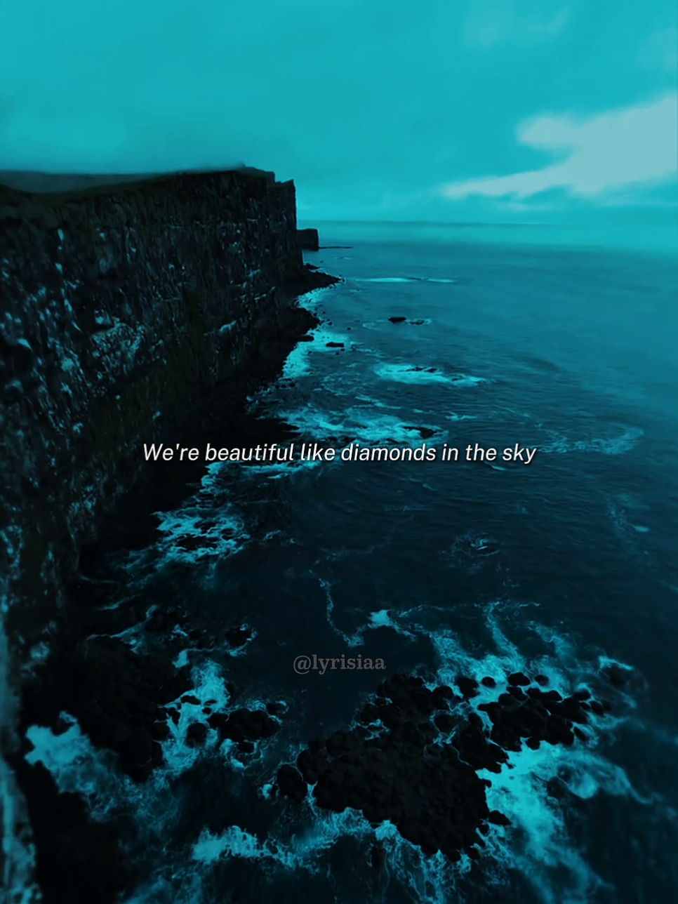 Diamond Rihanna Lyrics #rihanna #diamond #songlyrics #fyp #foryou 