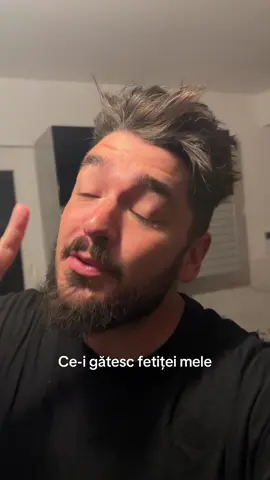 Acuma pe bune, sandwichurile la sandwichmaker mi-au marcat copilăria 