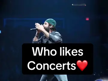 Thomas Rhett is rocking. #fyp #foryou #viral #trendingsound #foryoupage❤️❤️ 
