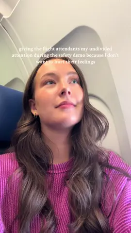 Doing the absolute most to let the flight attendants know I’m listening & not on my phone like everyone else!!! ✨🫶🏼🛩️ #flightattendant #flying #airplane #flightattendantlife 
