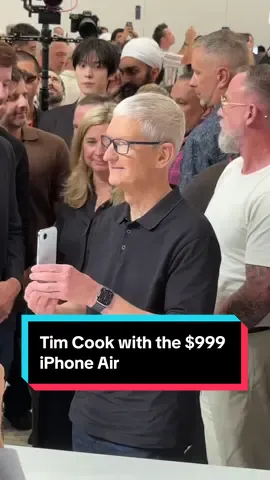 If only Tim Cook was actually putting his hands in the air too #iphoneair #timcook #Tech #smartphone #iphone17air 