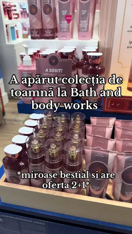 În colecția de toamnă este inclusă și colecția Book Loft care mi se pare cea mai frumoasă colecție de până acum. Vreau toată colecția 🫶🏻. Miros atât de frumos încât nu știam ce să aleg. @Bath & Body Works Romania 