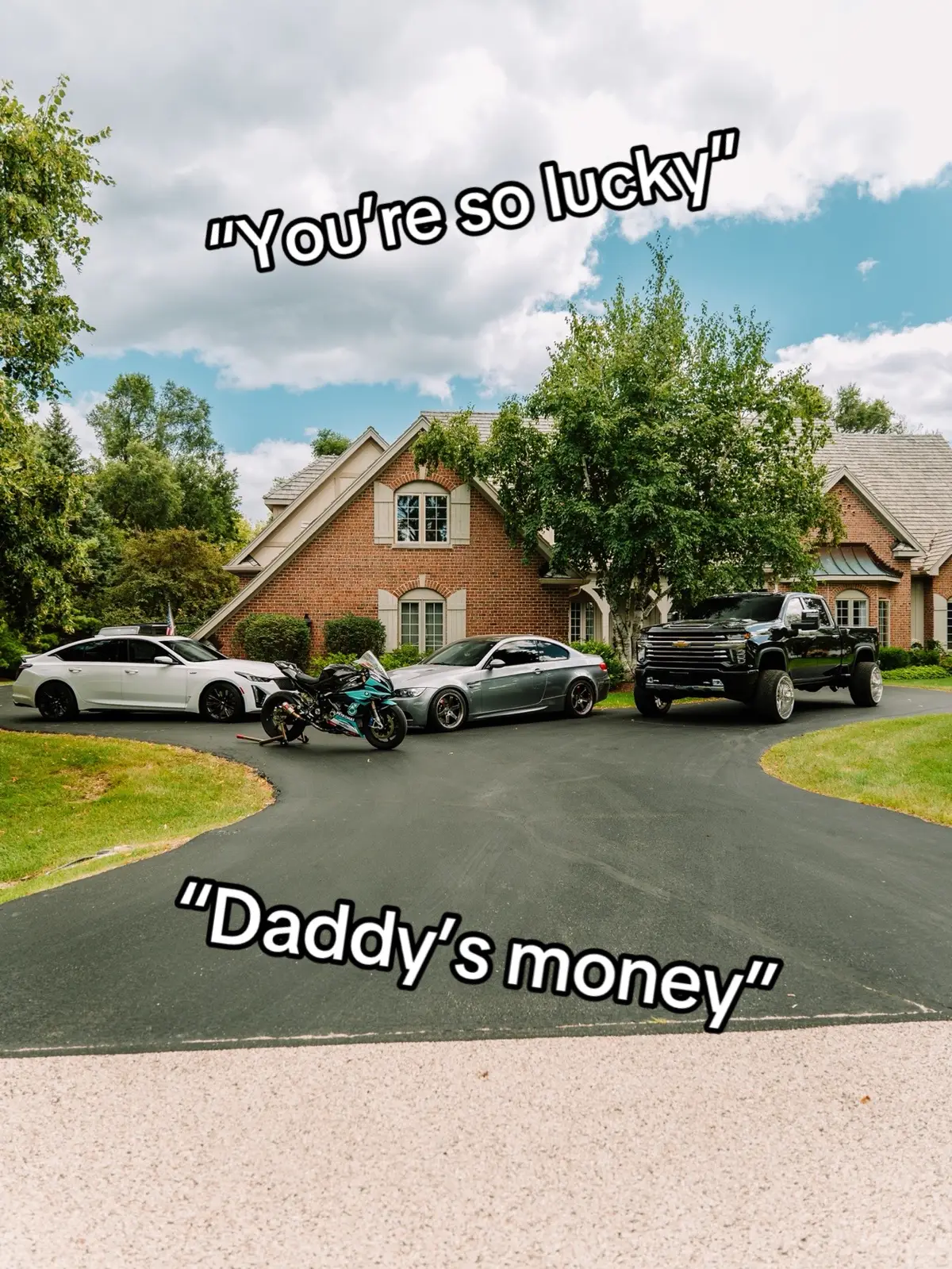 #entrepreneurlife #teenbusinessowner #millionaire 