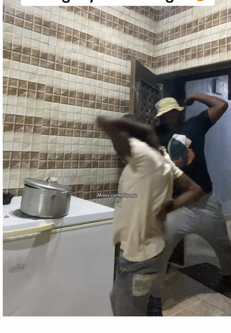 Ole 🤣🤣#makemefamous #officialmosis #viral #fypシ゚ #nigeriatiktok🇳🇬🇳🇬🇳🇬 