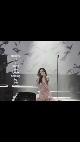 i was screaming so loud in this video💔 #dyingontheinsidenessabarrett #dyingontheinside #nessaabarrett #nessa #aftercareconcert  