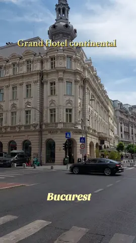 Belezas de Bucarest #bucarest🇷🇴 #europetravel #europetraveldestinations #traveltiktok #romania #bucharesttravel #europa🇪🇺 #viralvideo #romenia #romenia🇷🇴 #citytrip 