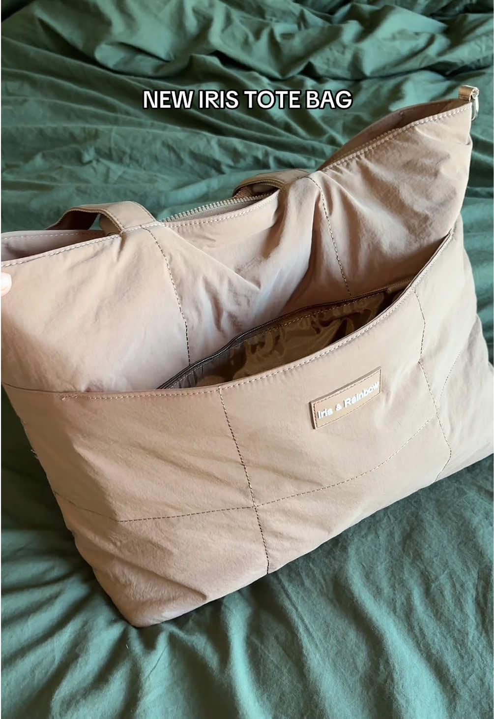 Iris large tote bag #iris #totebags #irisandrainbow #largebag #travelbag 