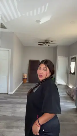 😘