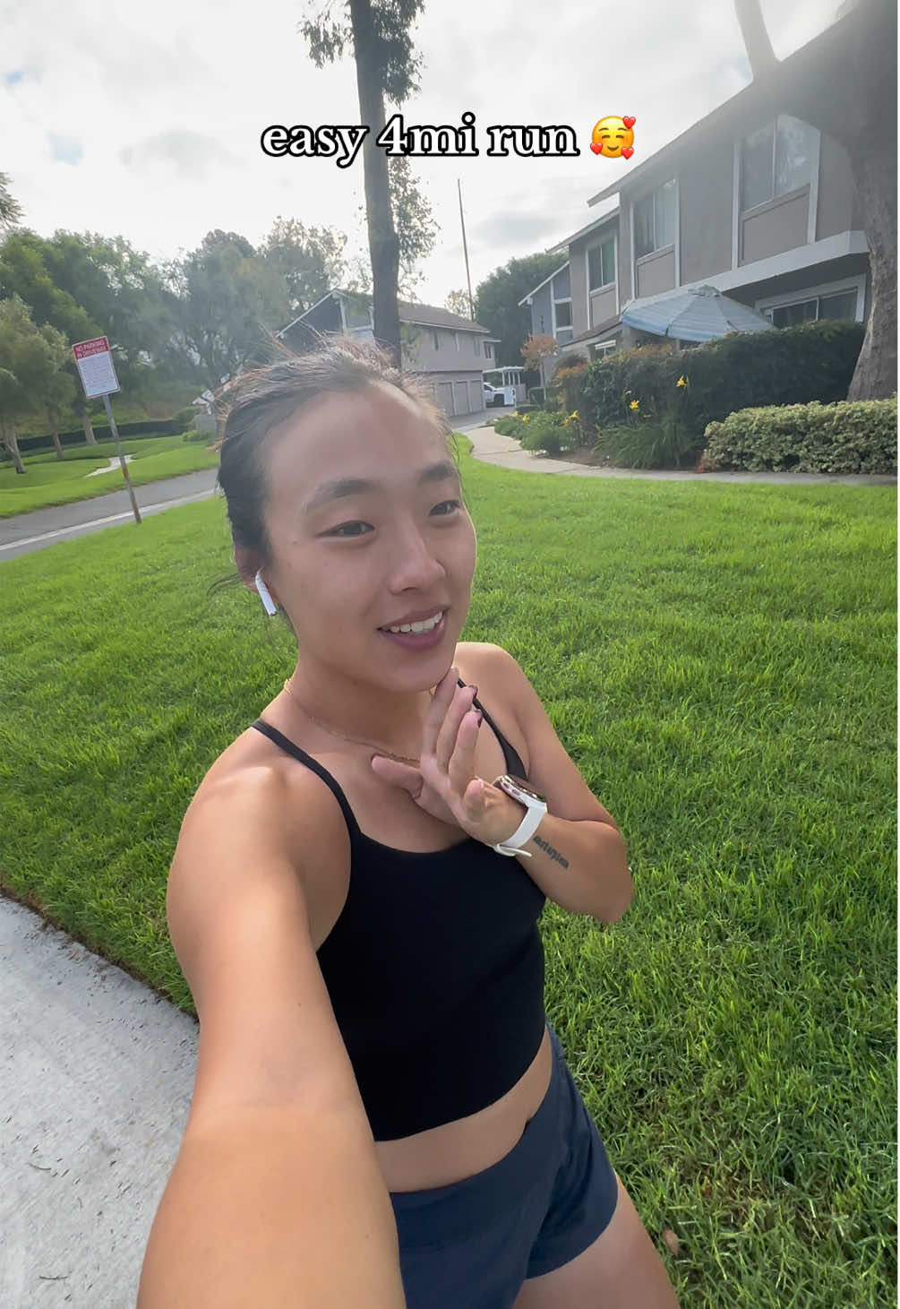 CAN YOU TELL IM SO HAPPY THE WEATHER IS COOLER!!!!!! 😭😭😭😭 #Running #runtok #strava #Fitness #bcba 
