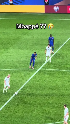 Kylian Mbappé 😭😭 #mbappe #kylianmbappé #mbappé #franceislande #equipedefrance 