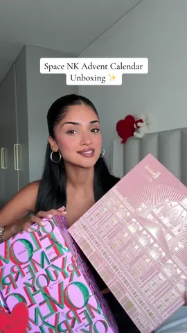 part 1 of unboxing beauty christmas advent calendars✨ @SPACE NK is up first for £260 (worth £1000+) INSANE!!!! #adventcaldendar #unboxing #beauty #makeup #spacenk 