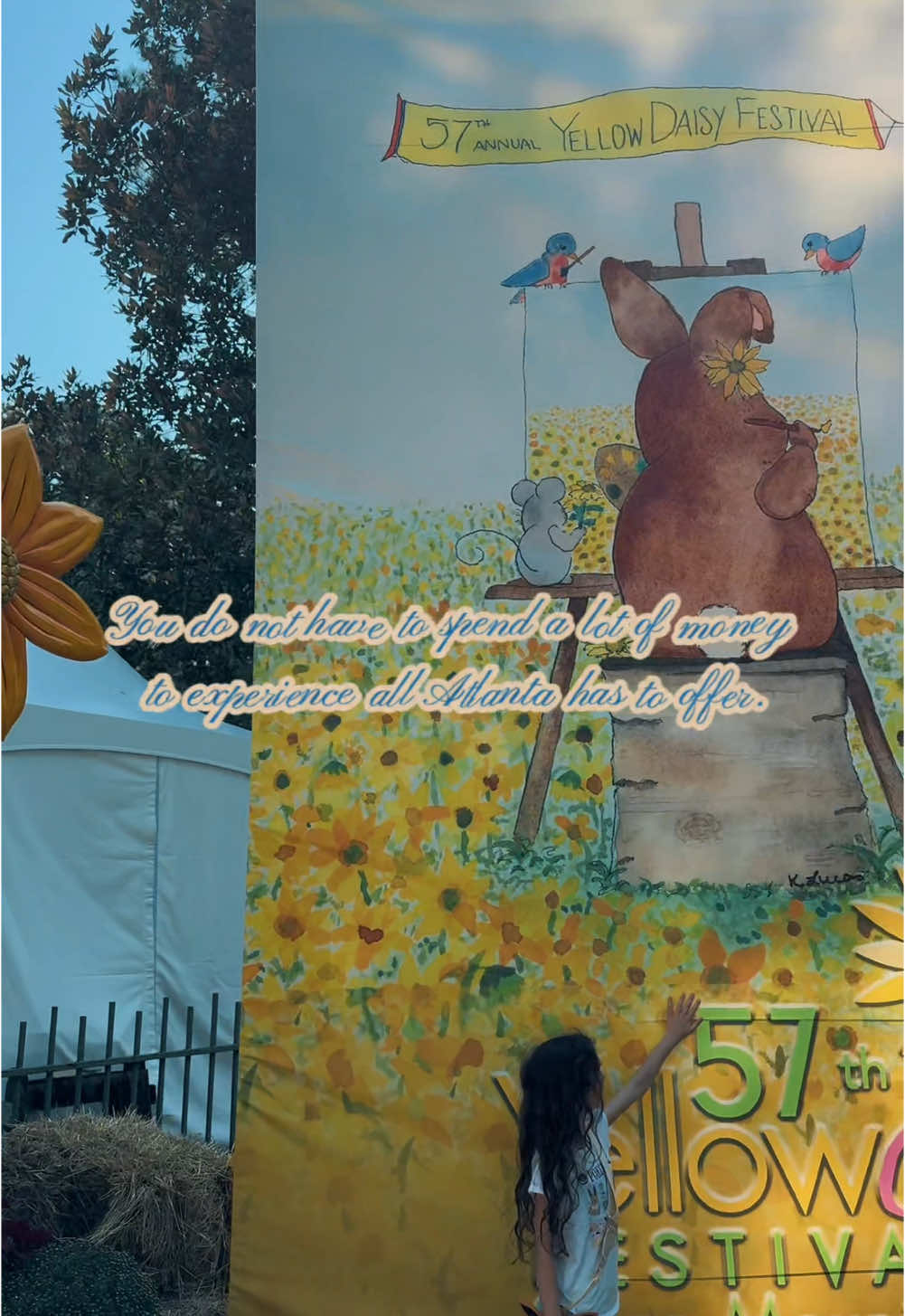 Checking another free event in atl off my bucket list! We went to the Yellow Daisy Festival in Stone Mountain Park over the weekend, and it was the perfect way to spent my Sunday (and feed my autumn-obsessed soul.)  #freeevents #atlanta #thingstodoinatlanta #atl #stonemountain #stonemountainpark #atlantaevents #yellowdaisyfestival #fall #autumn 