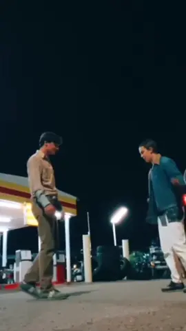 dance noahh 😂 #foryou #foryoupage #strangerthings #milliebobbybrown #noahschnapp 